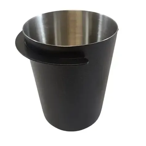 black dosing cup